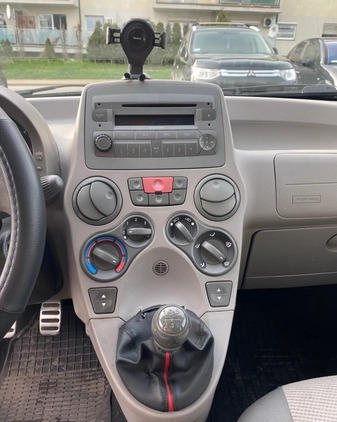 Fiat Panda cena 5000 przebieg: 217789, rok produkcji 2005 z Mieszkowice małe 121